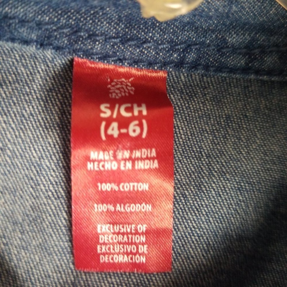 Chambray Button Down Snowman Snowflakes Shirt - image 7